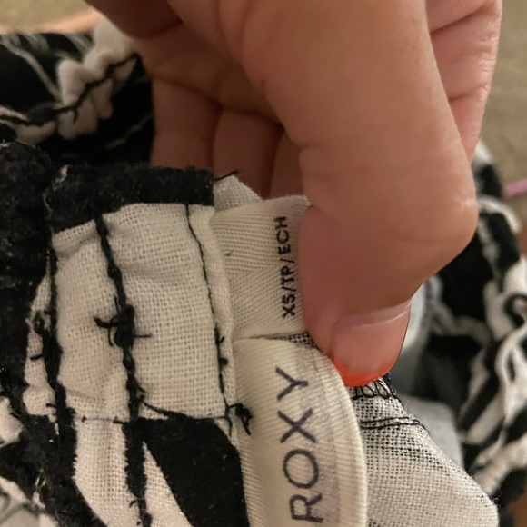 roxy board shorts - Picture 3 of 3